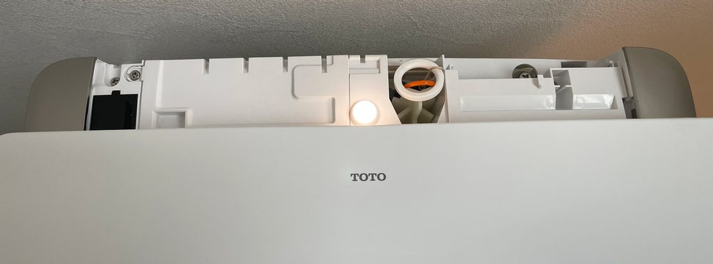 ネオレストLS2のカバーを外した内部
