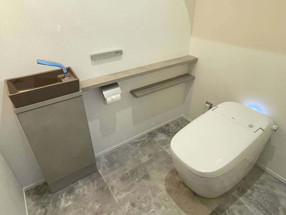 LIXILサティスXのトイレ空間